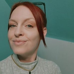 Meet your Posher, Halley